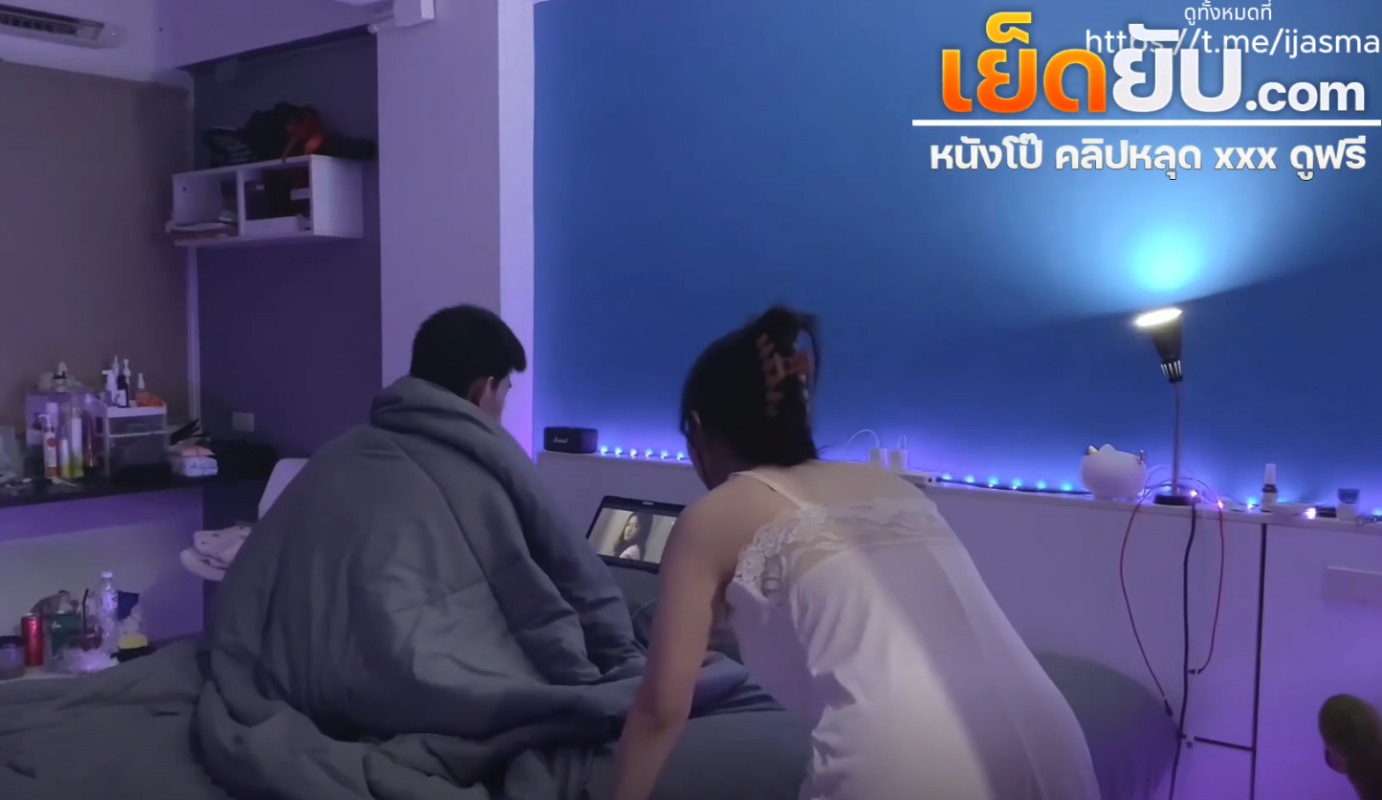 คลิปหลุด yamthacha น้องเเยม ผันดูหนังอยู่ดีแฟนสาวน้องเเยมเเต่งตัวยั่วจัดเจอแตกในคาหี ล้วงหีเย็ดโดนแหกหีกระเด้าเย็ดสดตะแคงหีจับโก่งหีกระเด้าอย่างเสียวปล่อยแตกในคารูน้ำเยิ้ม