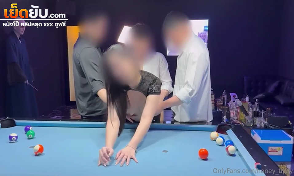 คลิปหลุดOnlyfans honeytipsy น้องฮันนี่เปิดห้องวีสวิงกิ้งบาร์โฮสโดนจับลุมเล้าโลมแบบเสียวๆ ต่อด้วยเอาควยกระแทกหีเย็ดกันรัวๆเลย
