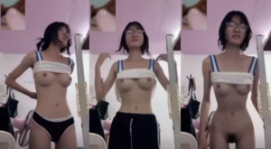 คลิปหลุด ทางบ้านสาวเเว่นคอลเสียวไห้เเฟนหนุ่มดูดยั่วๆแก้เงี่ยนไม่ได้เจอกันเลยโชว์นมหีไห้ดูยั่วๆช่วยตัวเองครางเสียวๆ