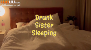 คลิปหลุดโอลี่แฟน Honey_tipsy X Zxvipxx น้องฮันนี่โดนพี่เบสจัดหนักโดนยกขาพาดบ่าซอยหีเย็ดรัวๆ ก่อนสลับมาขย่มเย็ดแบบไม่ยั้งจนร้องครางลั่นเลย